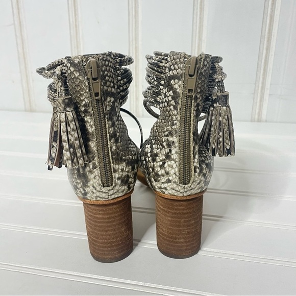 Jeffrey Campbell Despina Snake Print Tassel Multi Strap Ankle Sandals Sz 6 368 - Picture 5 of 9